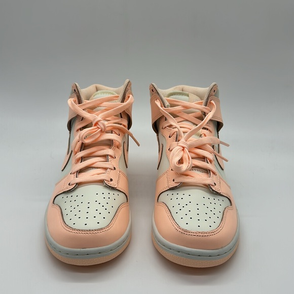 New Women’s Nike Dunk High Crimson Tint White Sail DD1869-104 NWOB - Picture 3 of 5